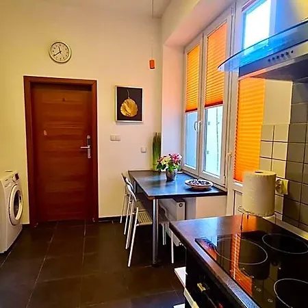 Moderna Rest Hostel *