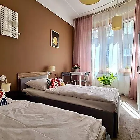 Moderna Rest Hostel