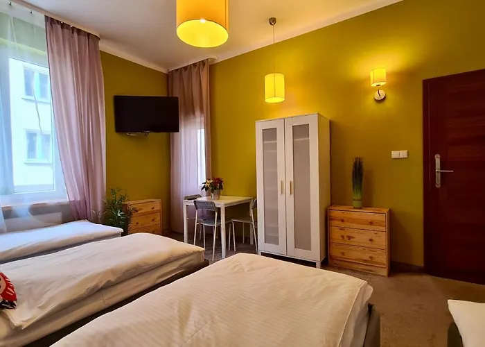 Moderna Rest Hostel *